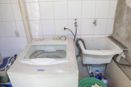 Casa à venda com 88m², 2 quartos e sem vagaÁrea de Serviço