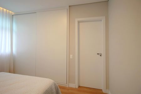 Apartamento à venda com 186m², 3 quartos e 1 vagaSemi suite 1