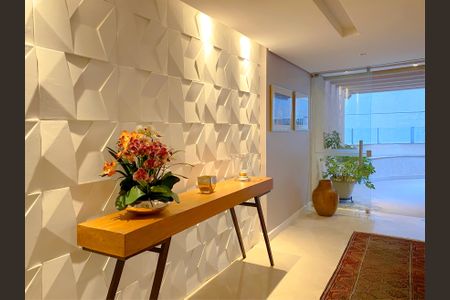 Apartamento à venda com 186m², 3 quartos e 1 vagaÁrea comum - Hall