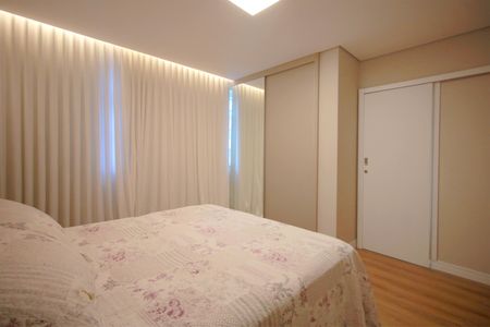 Apartamento à venda com 186m², 3 quartos e 1 vagaSuite