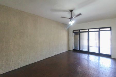 Casa para alugar com 80m², 2 quartos e 1 vagaSala