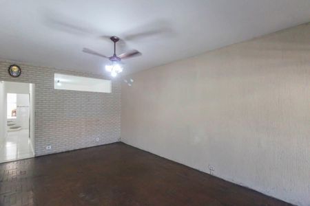 Casa para alugar com 80m², 2 quartos e 1 vagaSala