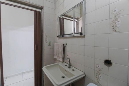 Casa para alugar com 80m², 2 quartos e 1 vagaBanheiro