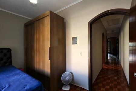 Casa à venda com 185m², 3 quartos e 2 vagasQuarto 1