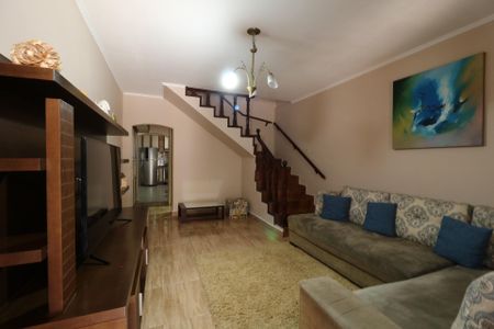 Casa à venda com 185m², 3 quartos e 2 vagasSala