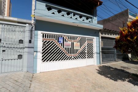 Casa à venda com 185m², 3 quartos e 2 vagasFachada com a plaquinha