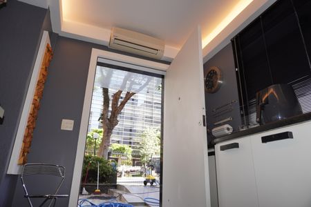 Apartamento à venda com 85m², 1 quarto e 1 vagaEntrada de serviço