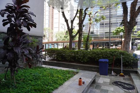 Apartamento à venda com 85m², 1 quarto e 1 vagaEntrada de serviço