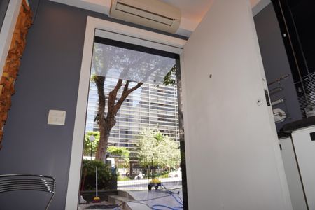 Apartamento à venda com 85m², 1 quarto e 1 vagaEntrada de serviço