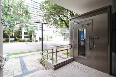 Apartamento à venda com 34m², 1 quarto e sem vagaEntrada