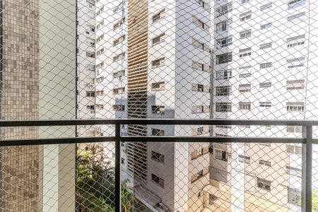 Apartamento para alugar com 160m², 3 quartos e 2 vagasVaranda