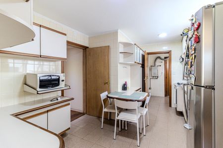 Apartamento para alugar com 160m², 3 quartos e 2 vagasCozinha