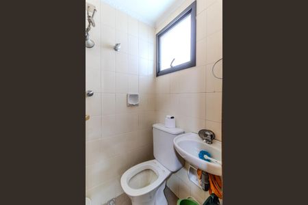 Apartamento para alugar com 160m², 3 quartos e 2 vagasBanheiro de Serviço