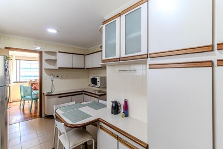 Apartamento para alugar com 160m², 3 quartos e 2 vagasCozinha