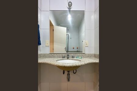 Apartamento à venda com 165m², 3 quartos e 1 vagaBanheiro Social