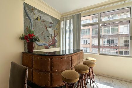 Apartamento à venda com 165m², 3 quartos e 1 vagaSala