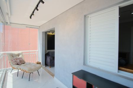 Apartamento à venda com 80m², 3 quartos e 2 vagasVaranda