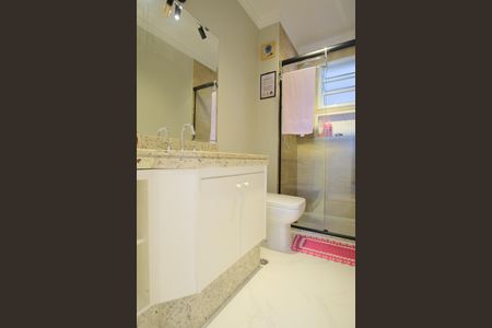 Apartamento à venda com 80m², 3 quartos e 2 vagasBanheiro Social