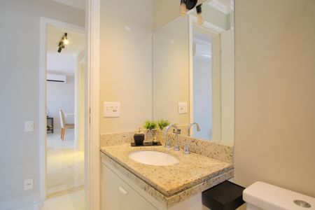 Apartamento à venda com 80m², 3 quartos e 2 vagasBanheiro da Suíte