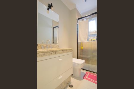 Apartamento à venda com 80m², 3 quartos e 2 vagasBanheiro da Suíte