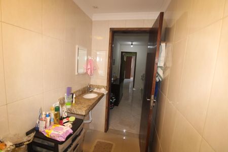 Casa à venda com 160m², 3 quartos e 2 vagasBanheiro Social