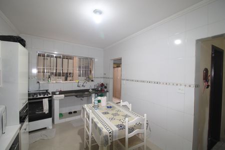 Casa à venda com 160m², 3 quartos e 2 vagasCozinha