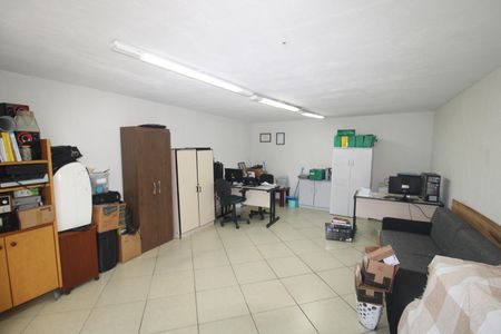 Casa à venda com 160m², 3 quartos e 2 vagasGaragem