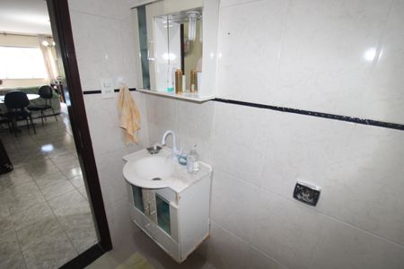 Casa à venda com 160m², 3 quartos e 2 vagasLavabo