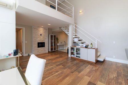 Apartamento à venda com 173m², 3 quartos e 3 vagas Apartamento à venda com 173m², 3 quartos e 3 vagasSala