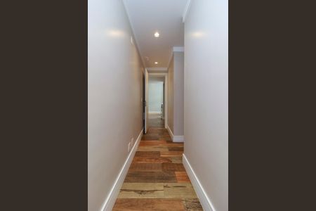 Apartamento à venda com 173m², 3 quartos e 3 vagas Apartamento à venda com 173m², 3 quartos e 3 vagasCorredor