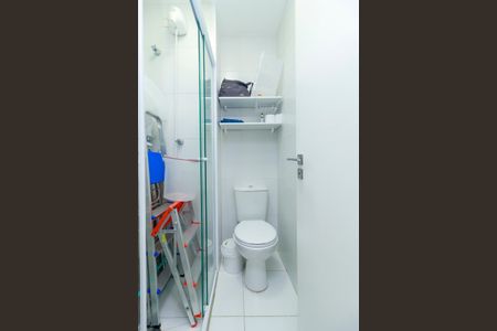 Apartamento à venda com 173m², 3 quartos e 3 vagas Apartamento à venda com 173m², 3 quartos e 3 vagasÁrea de Serviço - Banheiro