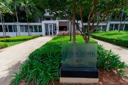 Apartamento à venda com 173m², 3 quartos e 3 vagas Apartamento à venda com 173m², 3 quartos e 3 vagasFachada