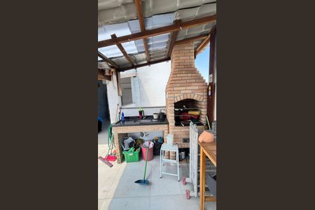 Apartamento à venda com 96m², 2 quartos e 1 vaga Apartamento à venda com 96m², 2 quartos e 1 vagaCobertura - Churrasquiera