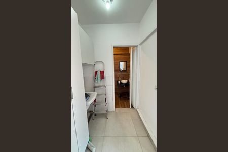 Apartamento à venda com 96m², 2 quartos e 1 vaga Apartamento à venda com 96m², 2 quartos e 1 vagaCobertura - Area de Serviço