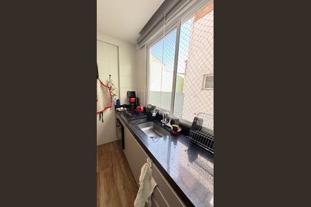 Apartamento à venda com 96m², 2 quartos e 1 vaga Apartamento à venda com 96m², 2 quartos e 1 vagaCozinha