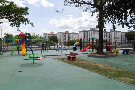 Apartamento para alugar com 59m², 2 quartos e 1 vaga Apartamento para alugar com 59m², 2 quartos e 1 vagaÁrea Comum - Playground