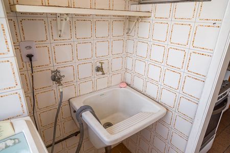 Apartamento para alugar com 60m², 2 quartos e 1 vaga Apartamento para alugar com 60m², 2 quartos e 1 vagaÁrea de Serviço - Tanque