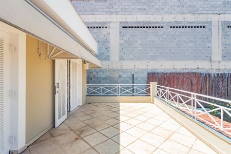 Casa à venda com 240m², 3 quartos e 2 vagas Casa à venda com 240m², 3 quartos e 2 vagasVaranda do Quarto 1