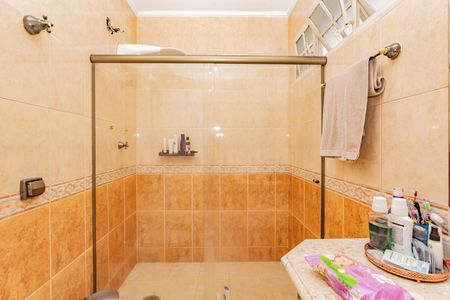 Casa à venda com 240m², 3 quartos e 2 vagas Casa à venda com 240m², 3 quartos e 2 vagasBanheiro Social