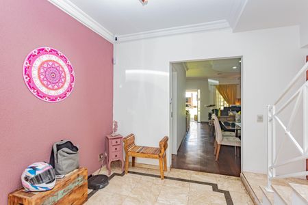 Casa à venda com 240m², 3 quartos e 2 vagas Casa à venda com 240m², 3 quartos e 2 vagasCorredor da Sala