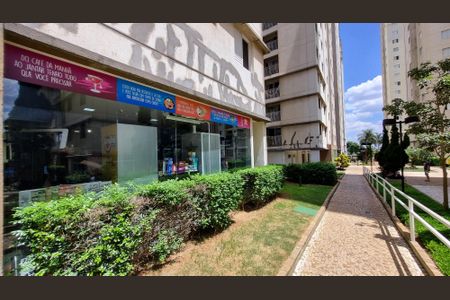 Apartamento à venda com 53m², 2 quartos e 1 vagaMini Mercado