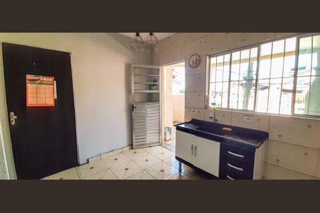 Casa para alugar com 180m², 3 quartos e 2 vagasCozinha