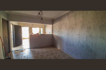 Casa para alugar com 180m², 3 quartos e 2 vagasSala