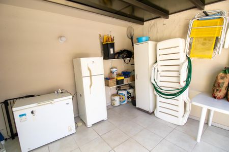 Apartamento à venda com 211m², 3 quartos e 2 vagas Apartamento à venda com 211m², 3 quartos e 2 vagasCobertura