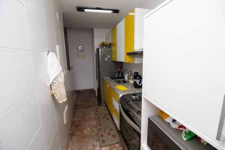 Apartamento à venda com 211m², 3 quartos e 2 vagas Apartamento à venda com 211m², 3 quartos e 2 vagasCozinha