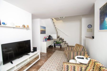 Apartamento à venda com 211m², 3 quartos e 2 vagas Apartamento à venda com 211m², 3 quartos e 2 vagasSala