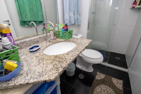 Apartamento à venda com 211m², 3 quartos e 2 vagas Apartamento à venda com 211m², 3 quartos e 2 vagasBanheiro da Suíte