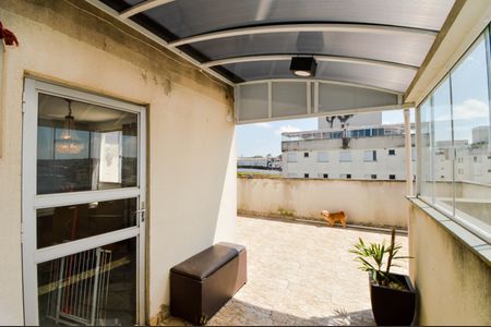 Apartamento para alugar com 107m², 3 quartos e 1 vagaÁrea de Serviço