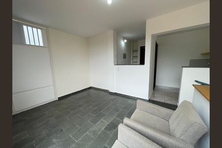 Casa para alugar com 44m², 1 quarto e sem vagaSala
