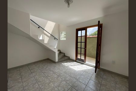 Casa para alugar com 44m², 1 quarto e sem vagaQuarto